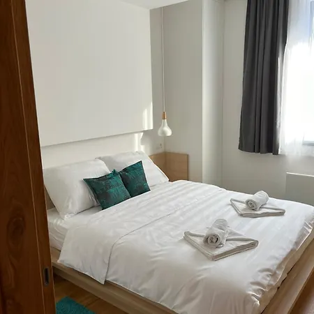 502 I 503 Διαμέρισμα *