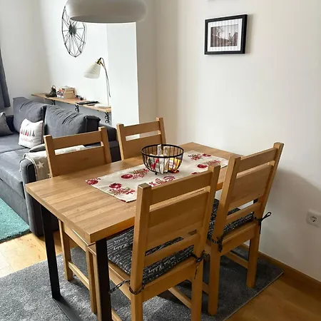 アパート 502 I 503 ヤホリナ