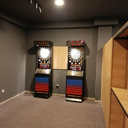 アパート 502 I 503